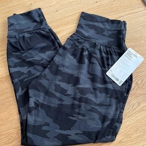Athleta Salutation Camo Jogger